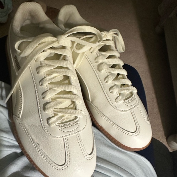 Women’s 5v5 AOS Puma sneakers - Picture 4 of 9